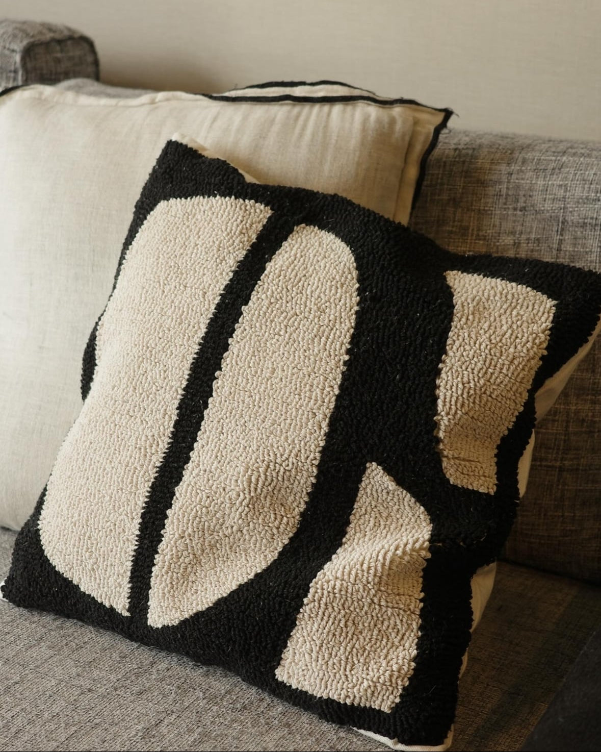 Mono Flow クッションカバー