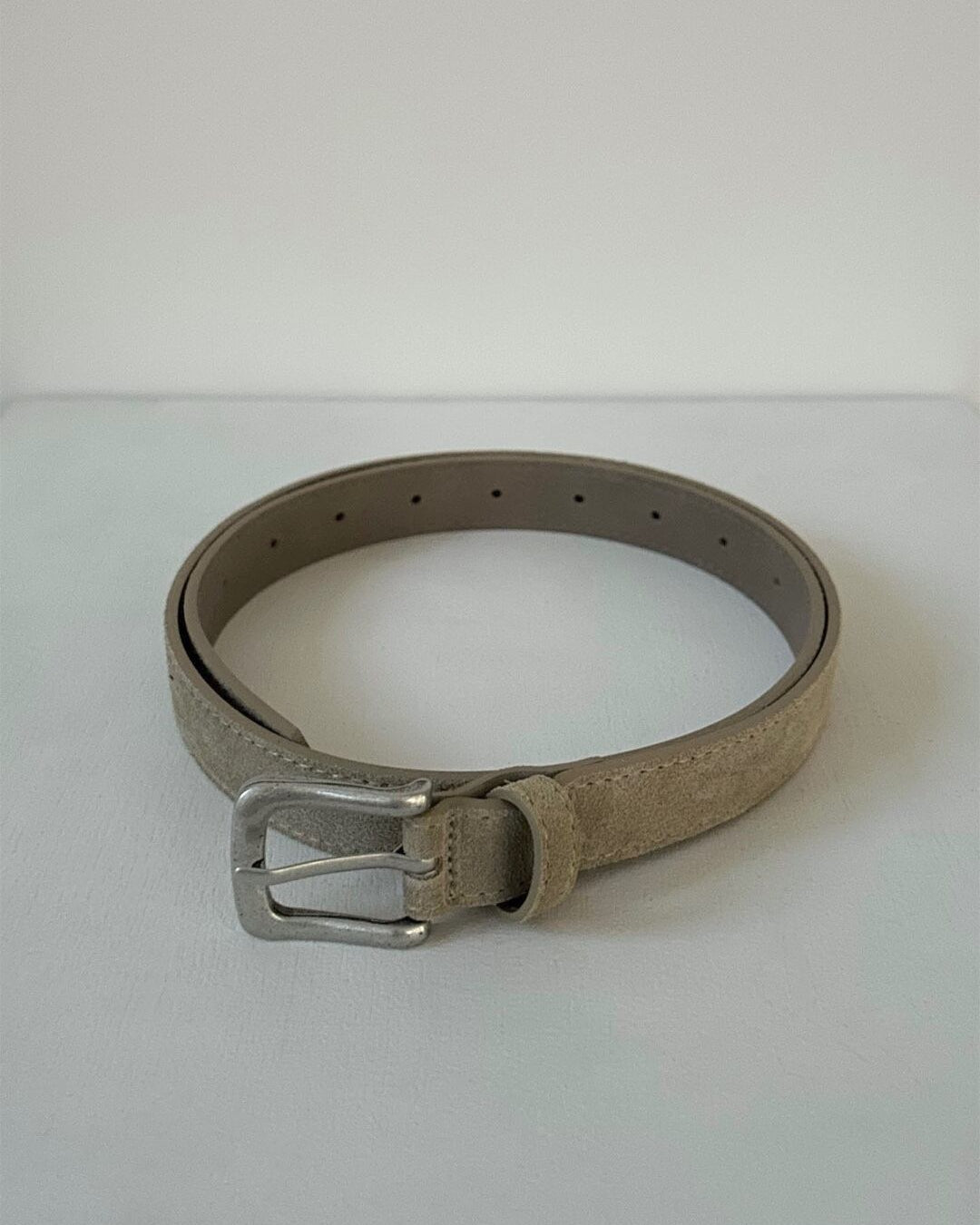 スエードスクエアベルト