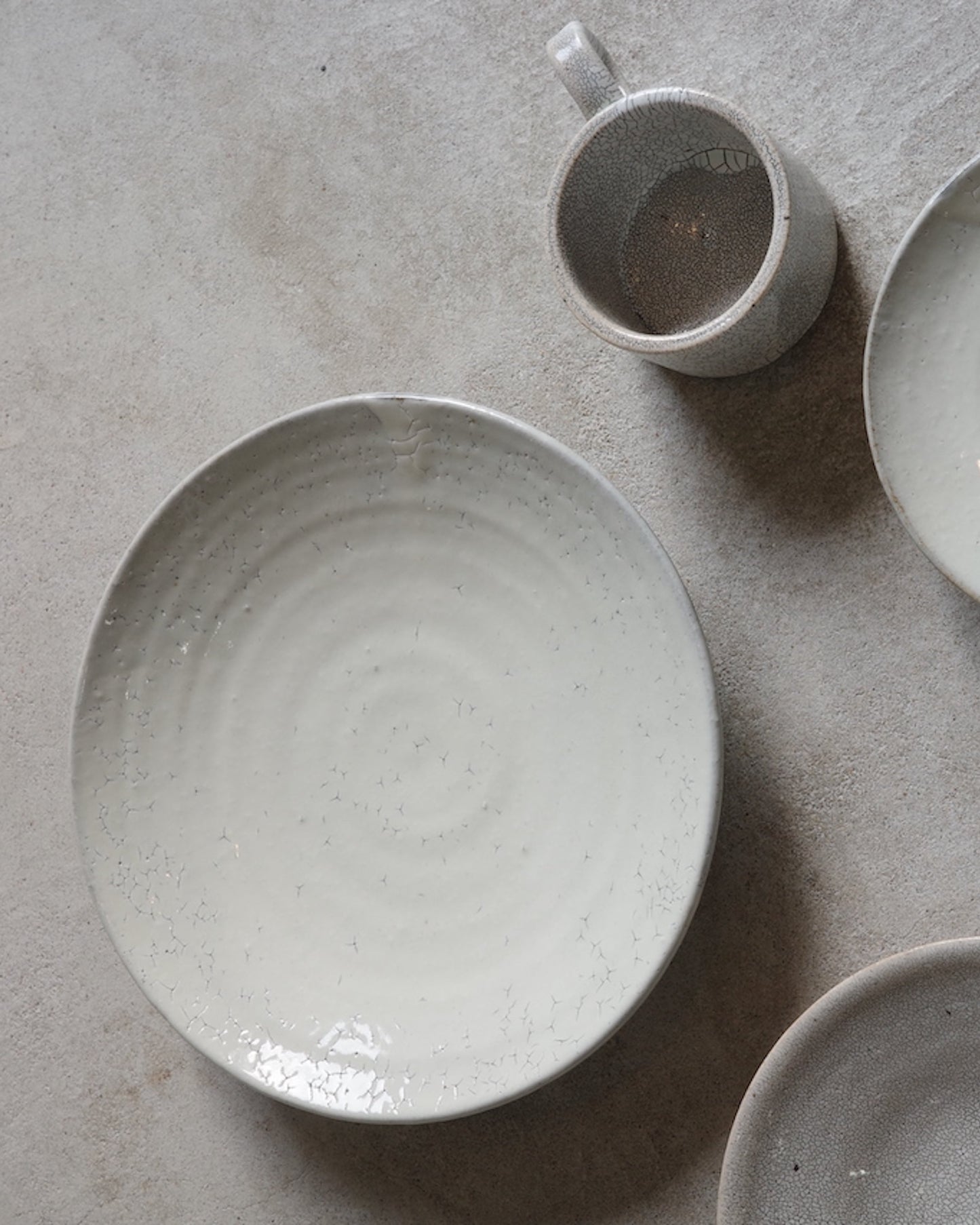 7寸皿　荒粉引（美濃焼）