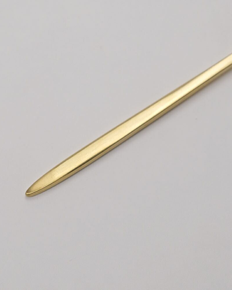 BRASSで出来た丸いフォルムのフォーク