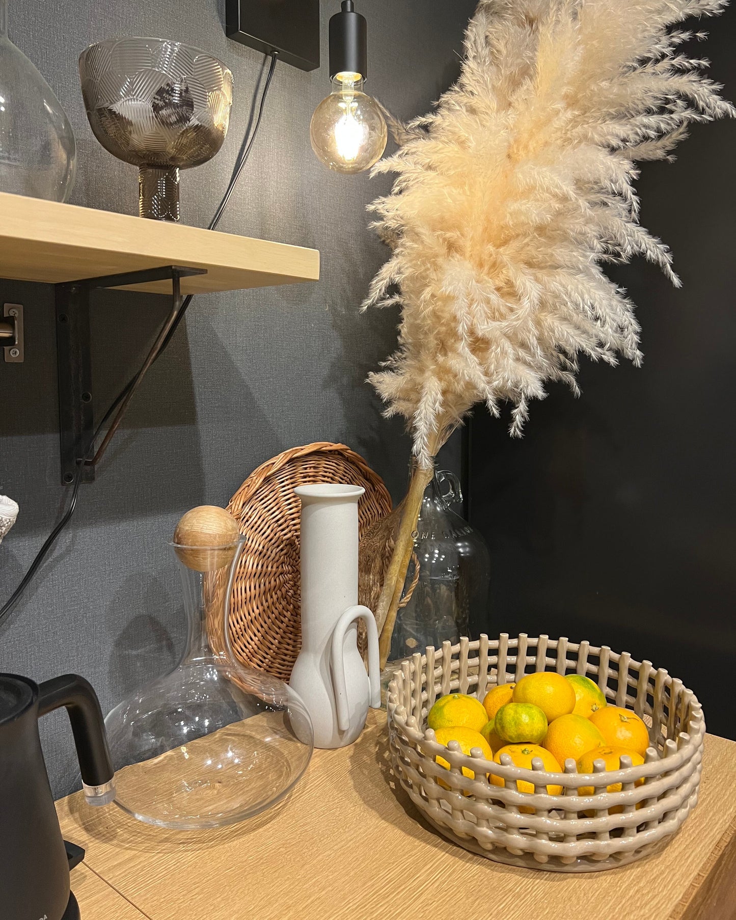 セラミックフラワーベース