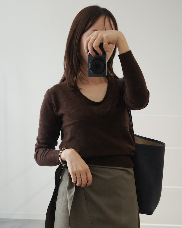 ベースレイヤーニット