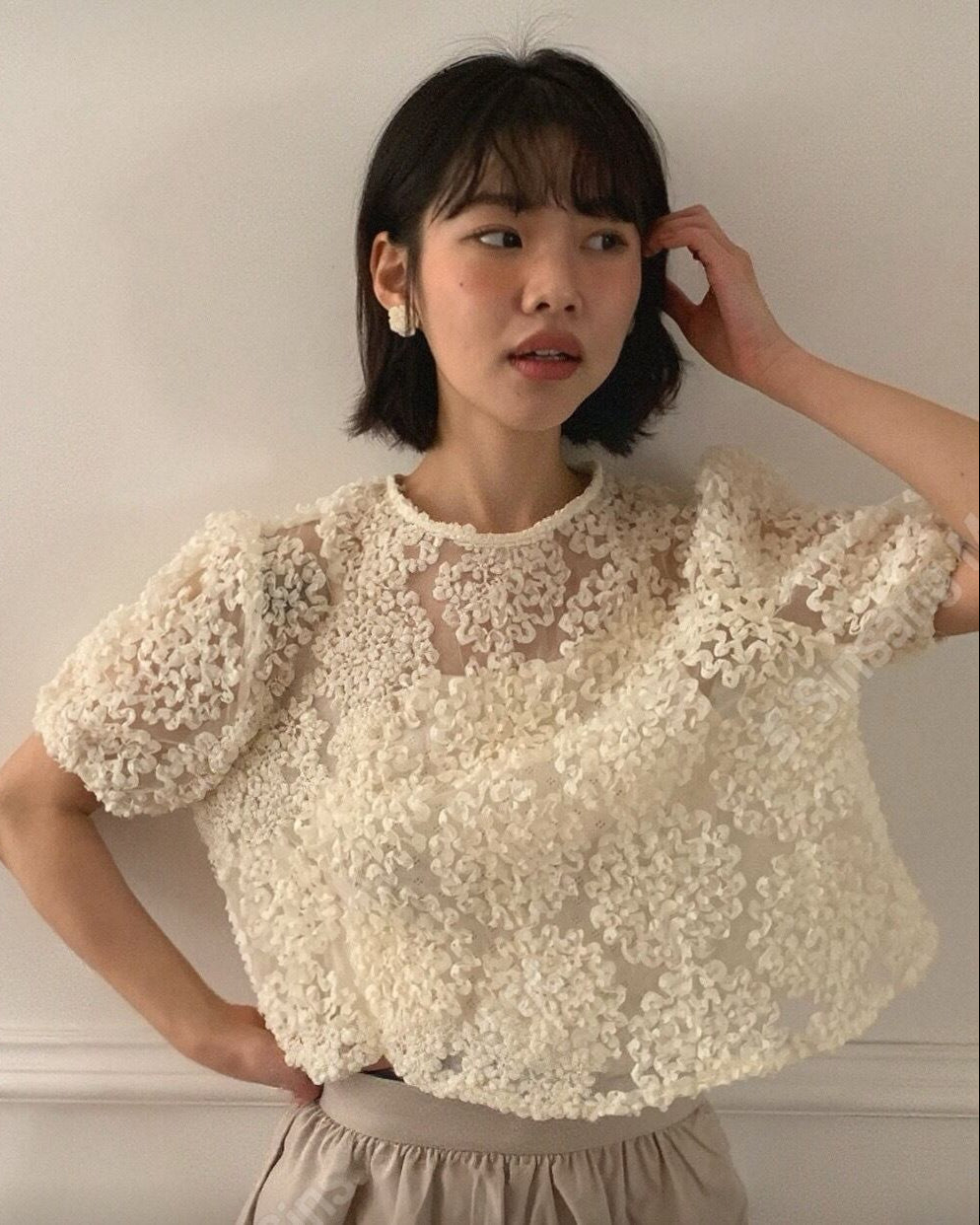 フラワーレースシースルーブラウス