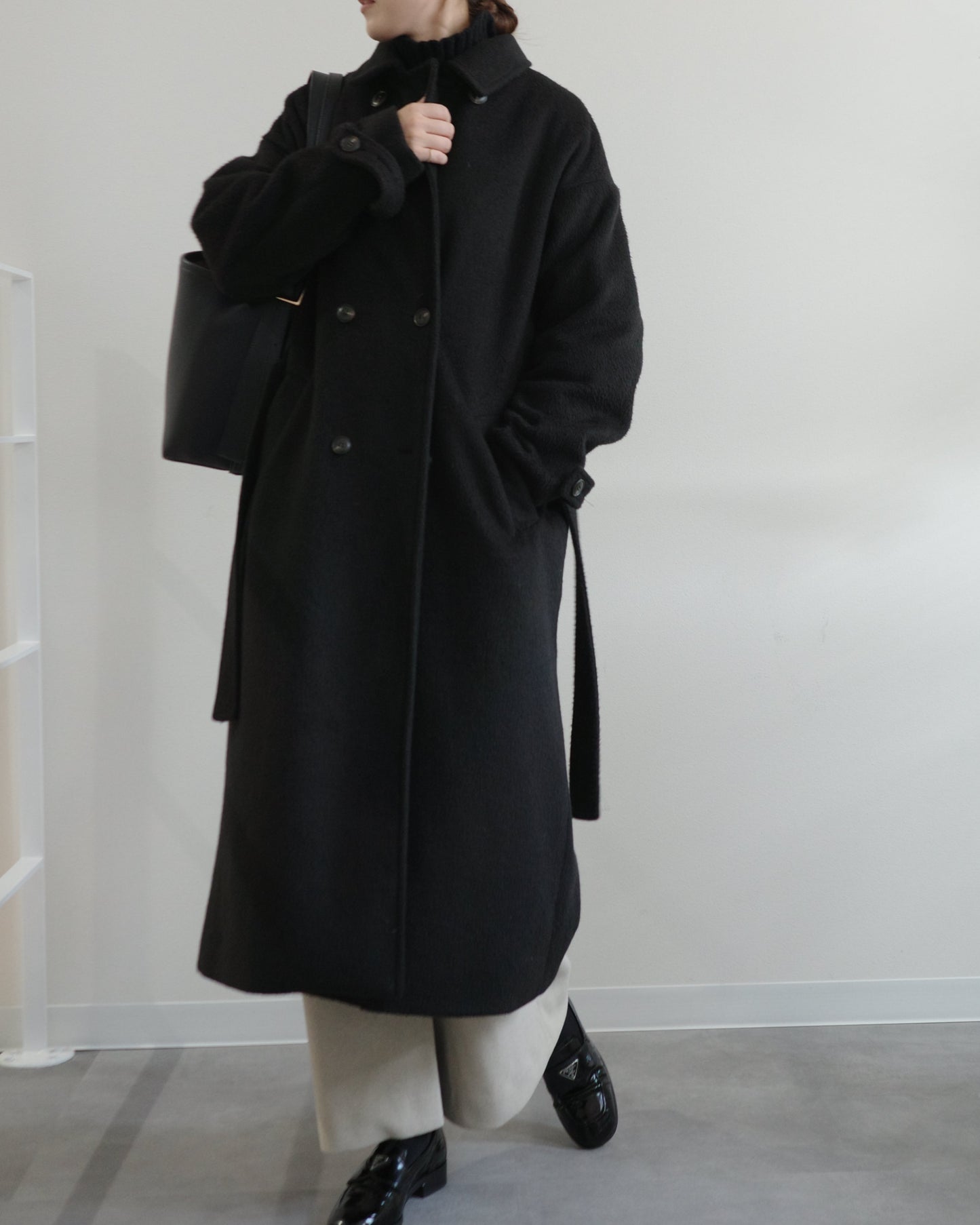 ダブルブレストチェスターコート